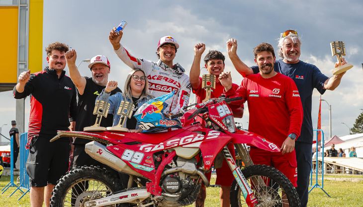 Andrea Verona von GASGAS Factory Racing holte sich mit dem Sieg am ersten Tag in Bacau, Rumänien, seinen ersten EnduroGP-Klassensieg der Saison 2024.