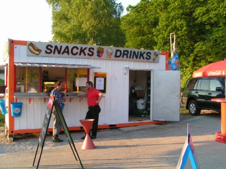 Snacks & Drinks... geniale Location!