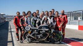 Fast 100 Jahre Tradition und zahlreiche Motorsport Erfolge kann das italienische Zweiradunternehmen Moto Guzzi vorweisen. In diesen Windschatten schlüpft nun der Moto Guzzi Fast Endurance Cup. 