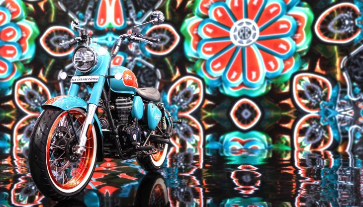 Inspiriert von der unkonventionellen Motorradkultur der 1970er und 1980er Jahre in Goa, einem Bundesstaat im Westen Indiens, präsentiert Royal Enfield auf der EICMA die Goan Classic 350. 