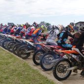 Der Waldviertel Motocross Cup eröffnet heuer seine „Herbstrunde“ und damit den vierten Renntag des Jahres 2026 in Loidesthal. 