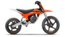 Die neue KTM SX-E 2.12 schließt die Lücke zwischen der KTM SX-E 2, sowie der KTM SX-E 3 und richtet sich gezielt an größere junge Einsteiger.