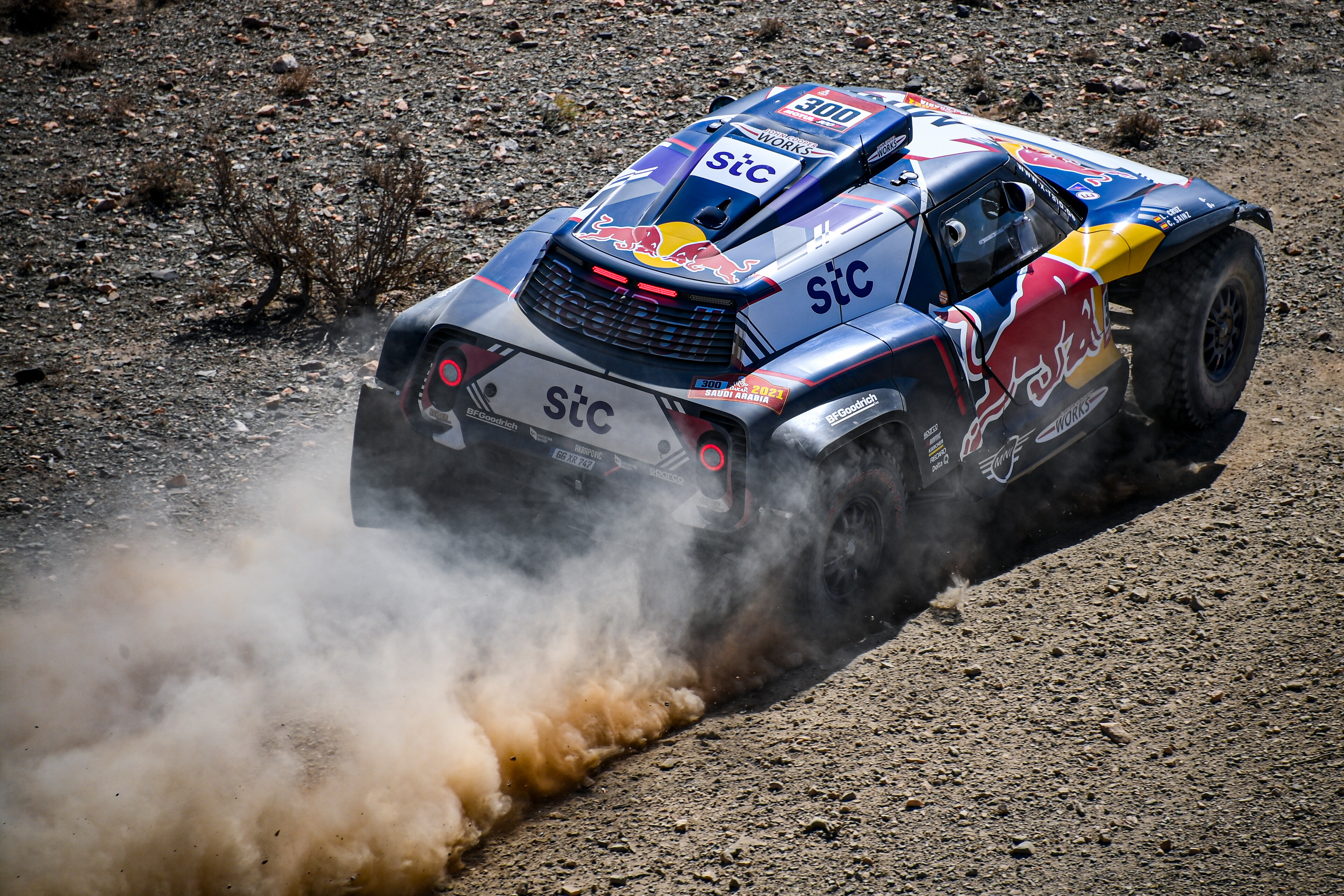 Carlos Sainz und Lucas Cruz