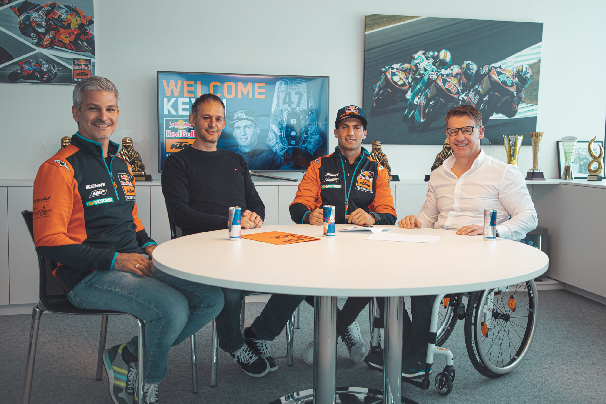 Kevin Benavides steigt bei Red Bull KTM Factory Racing ein !