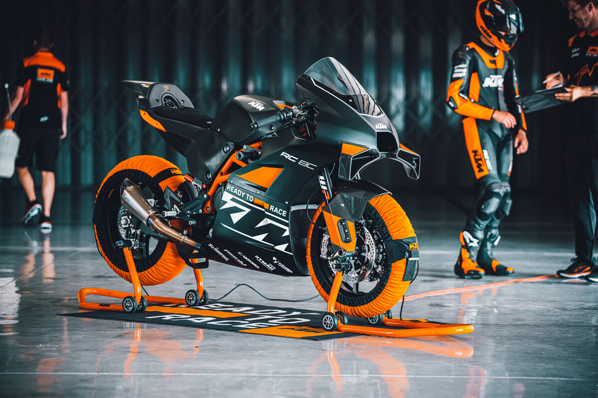 KTM: Die KTM RC 8C des Modelljahres 2023 !
