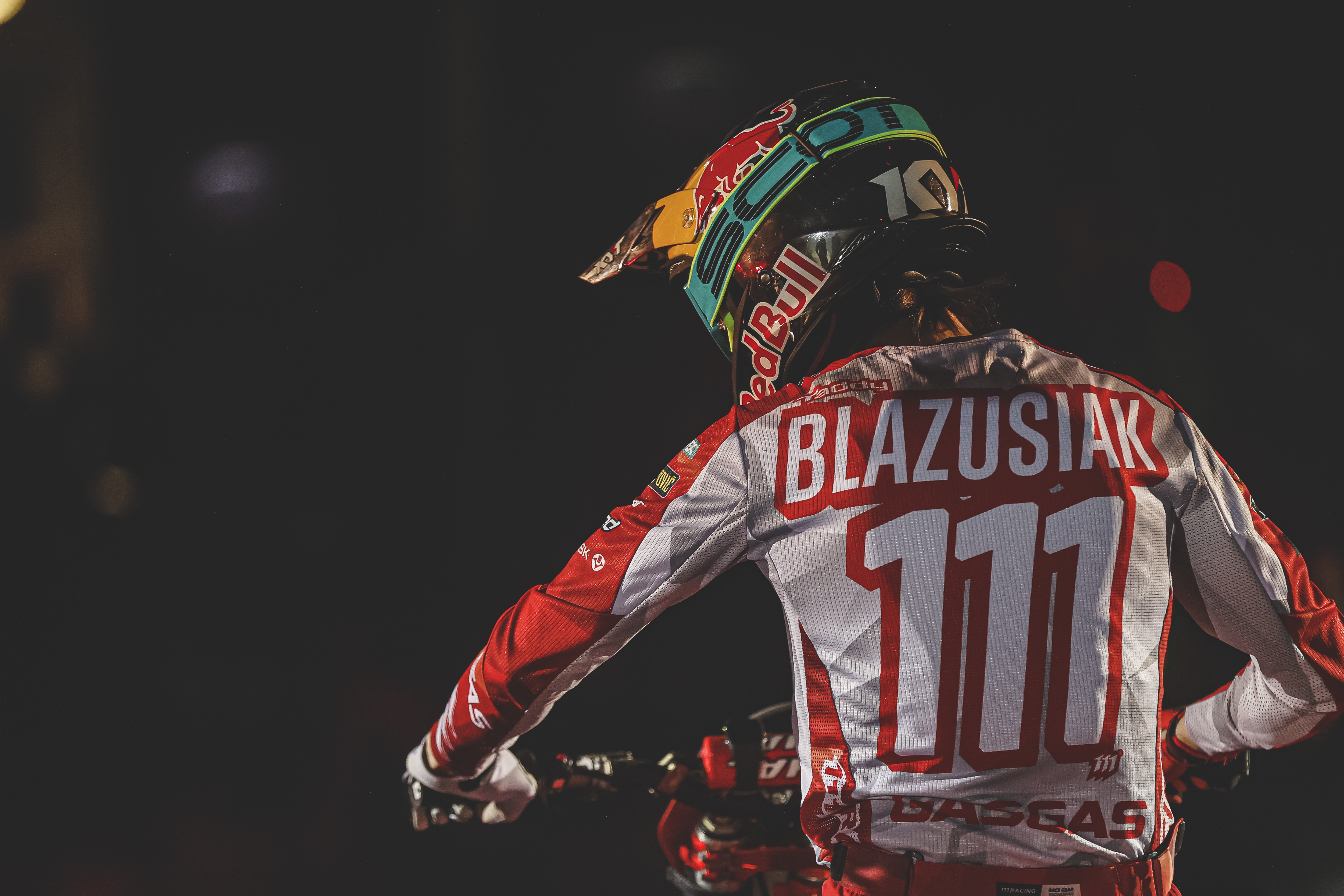 Starker Auftritt von Taddy bei der ersten Superenduro Runde