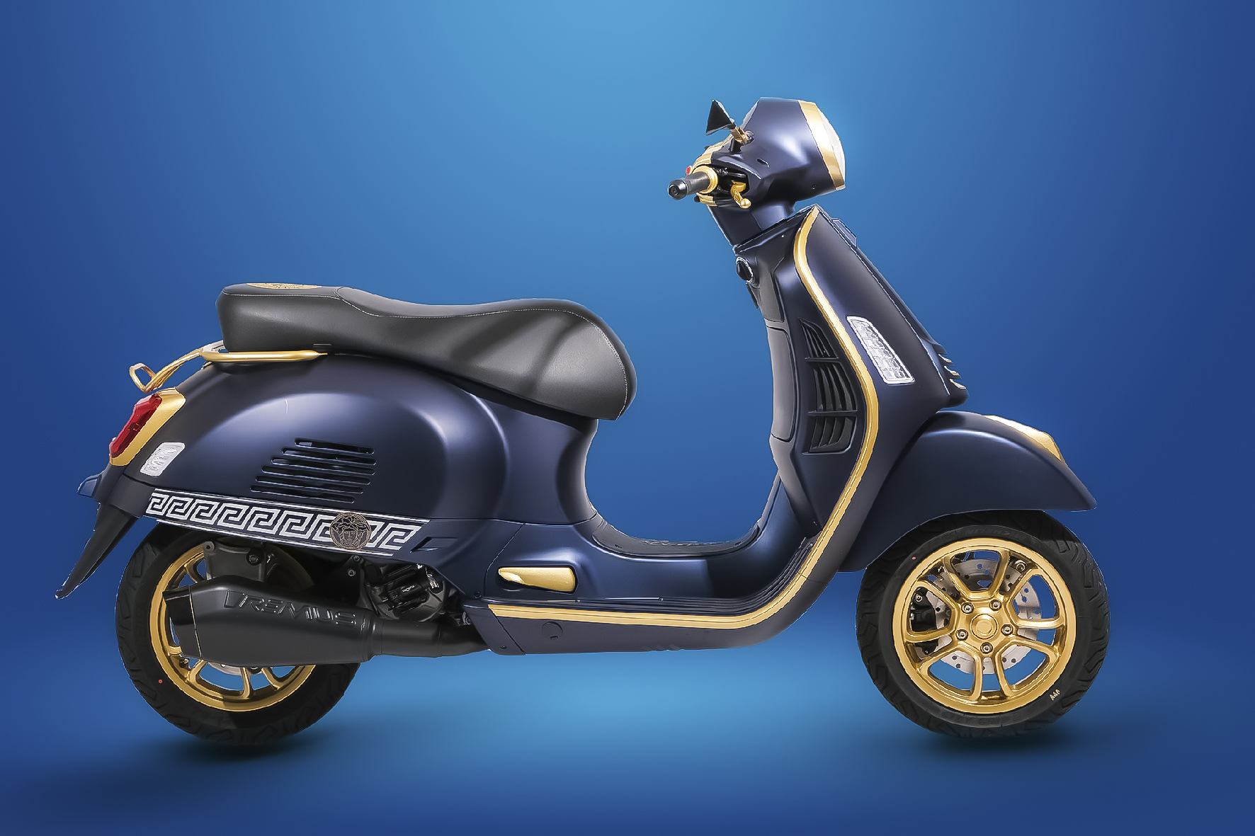 Vespa GTS 300 „SARA“ gewinnt F-Customs Wettbewerb