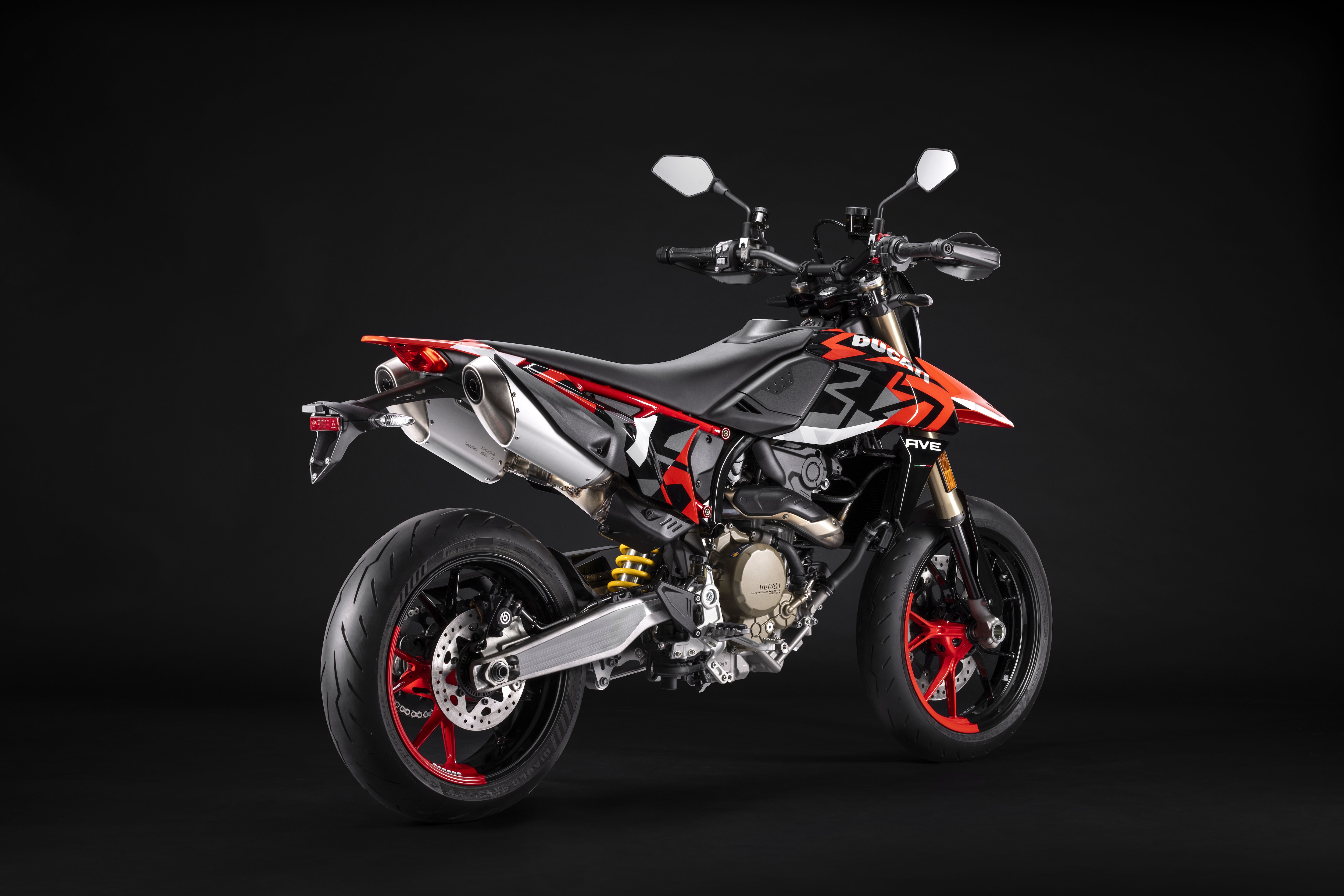 Ducati Hypermotard 698 Mono: Der neue Maßstab für straßenzugelassene ...