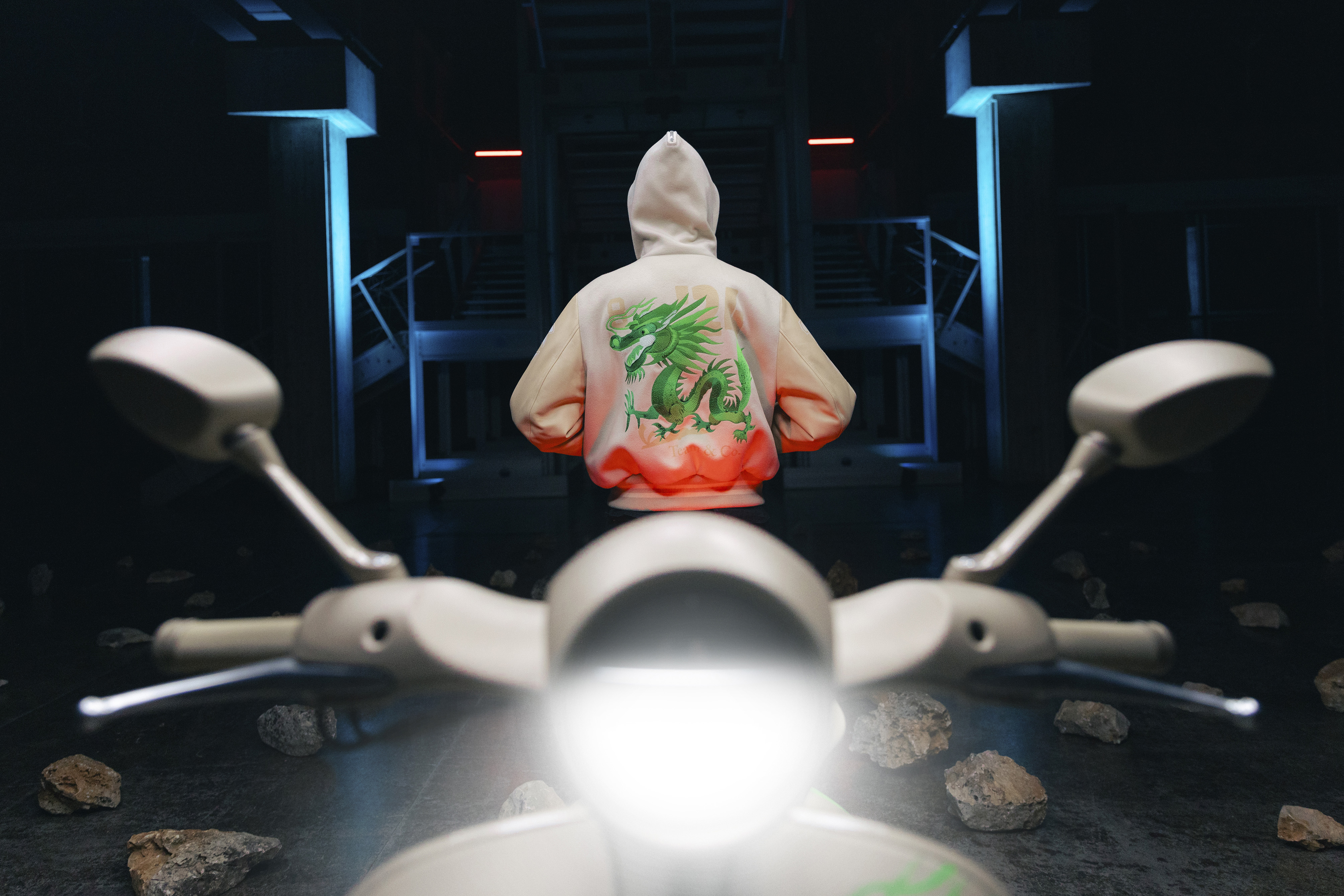 Vespa erweckt den Drachen