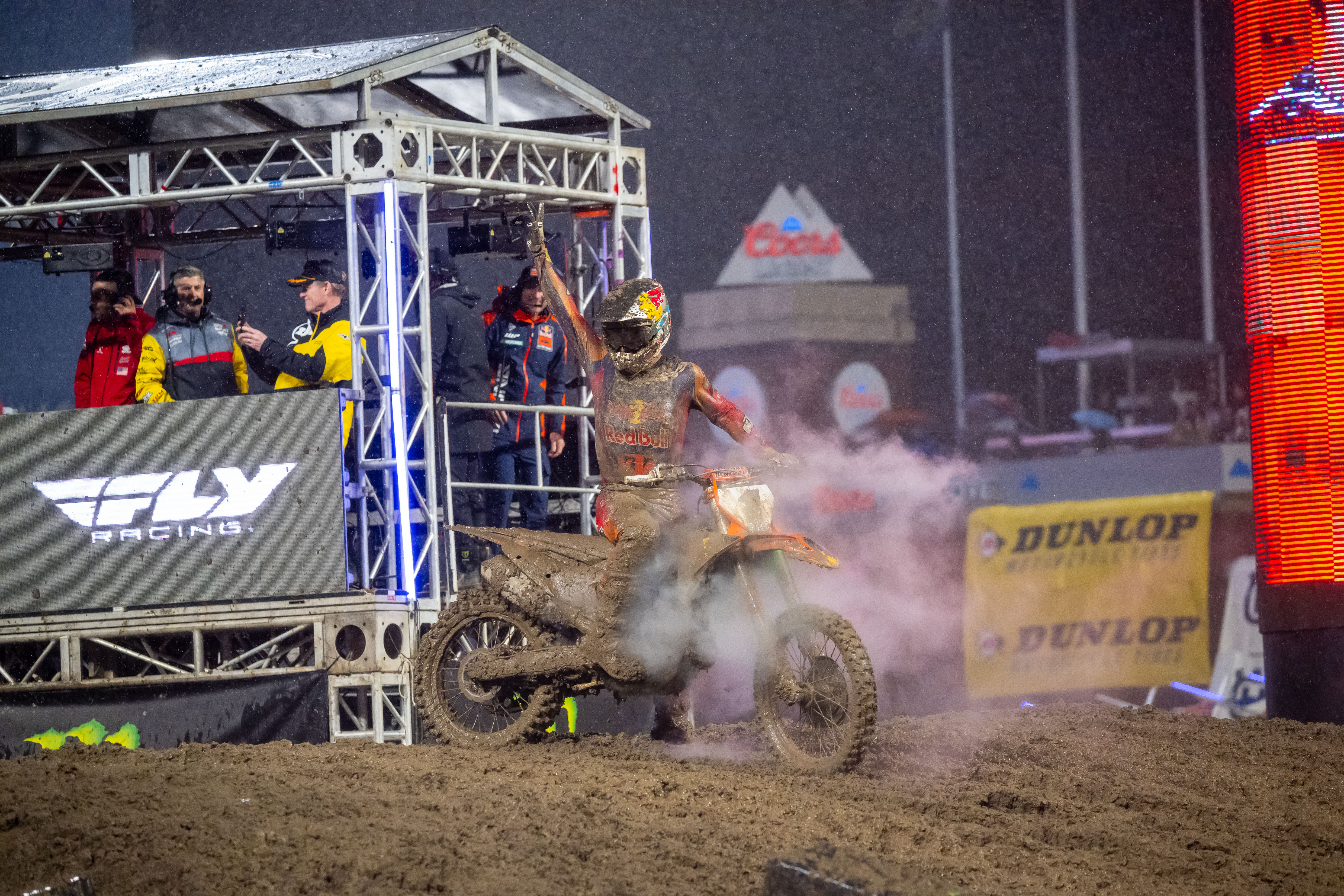 AMA Supercross Round2: Chase Sextons erster Sieg mit Red Bull KTM Factory Racing