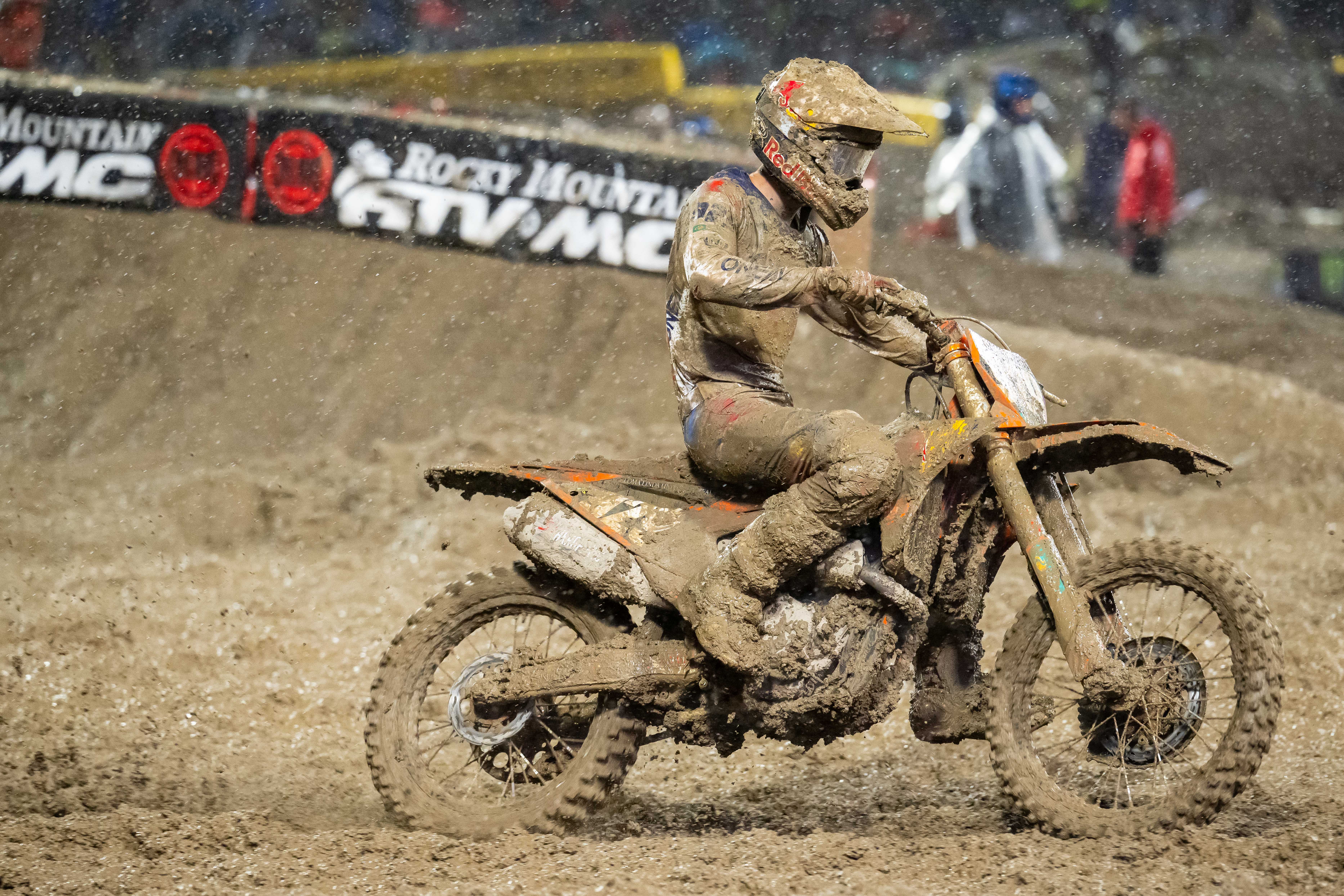 AMA Supercross Round2: Chase Sextons erster Sieg mit Red Bull KTM Factory Racing