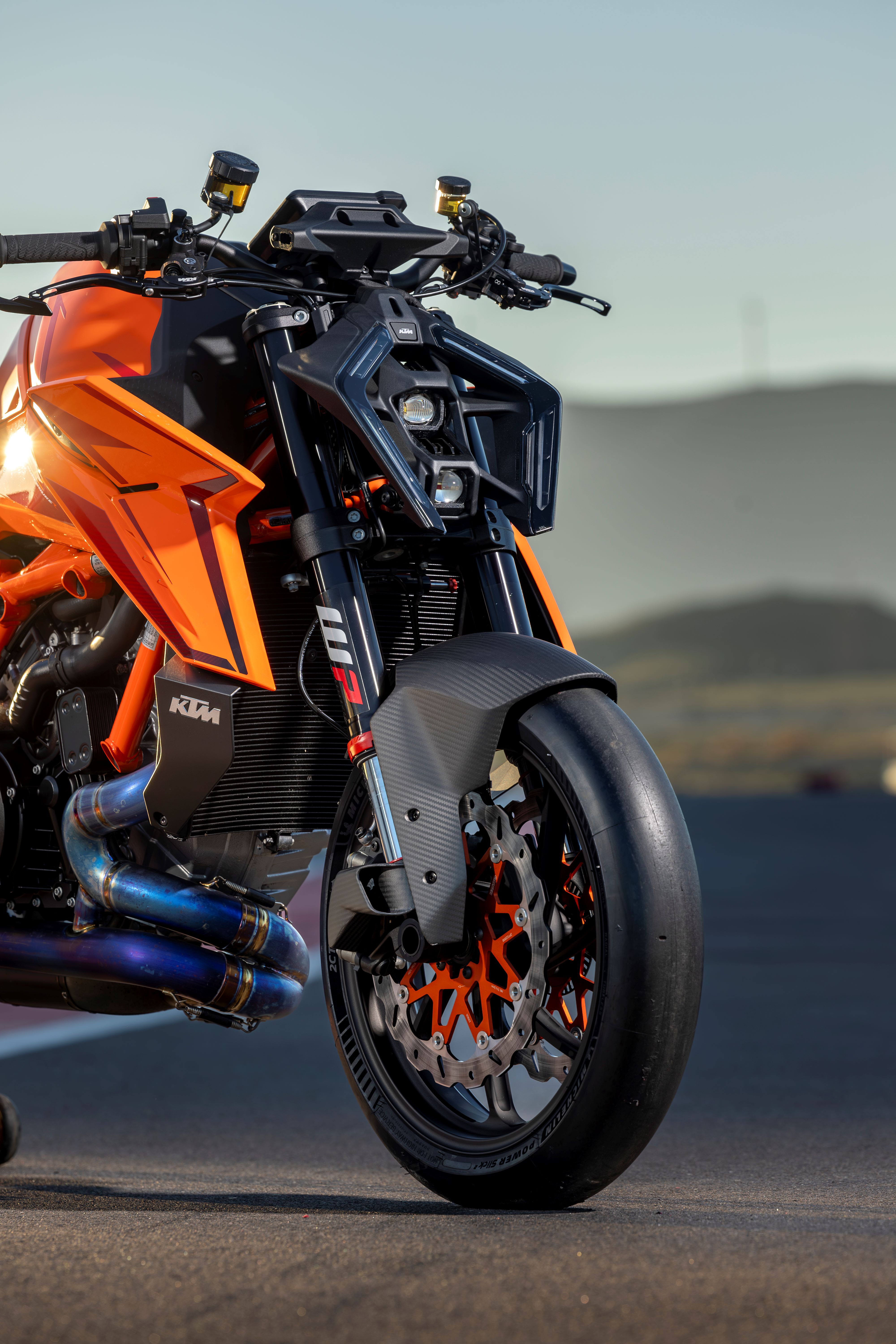 WP Suspension stellt pro components für KTM 1390 Super Duke R her