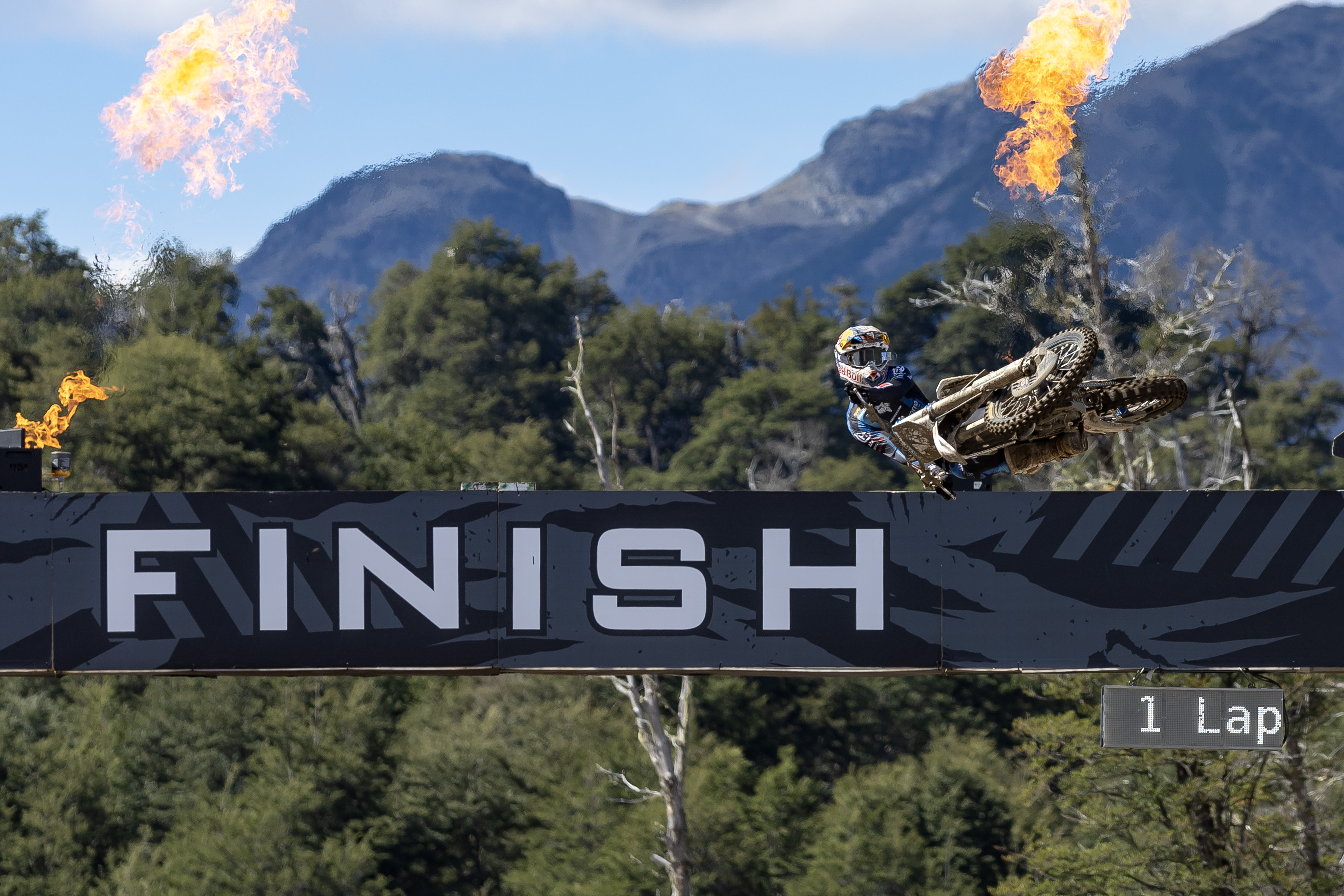 Nestaan Husqvarna Factory Racing holt MX2 Podiumsplätze