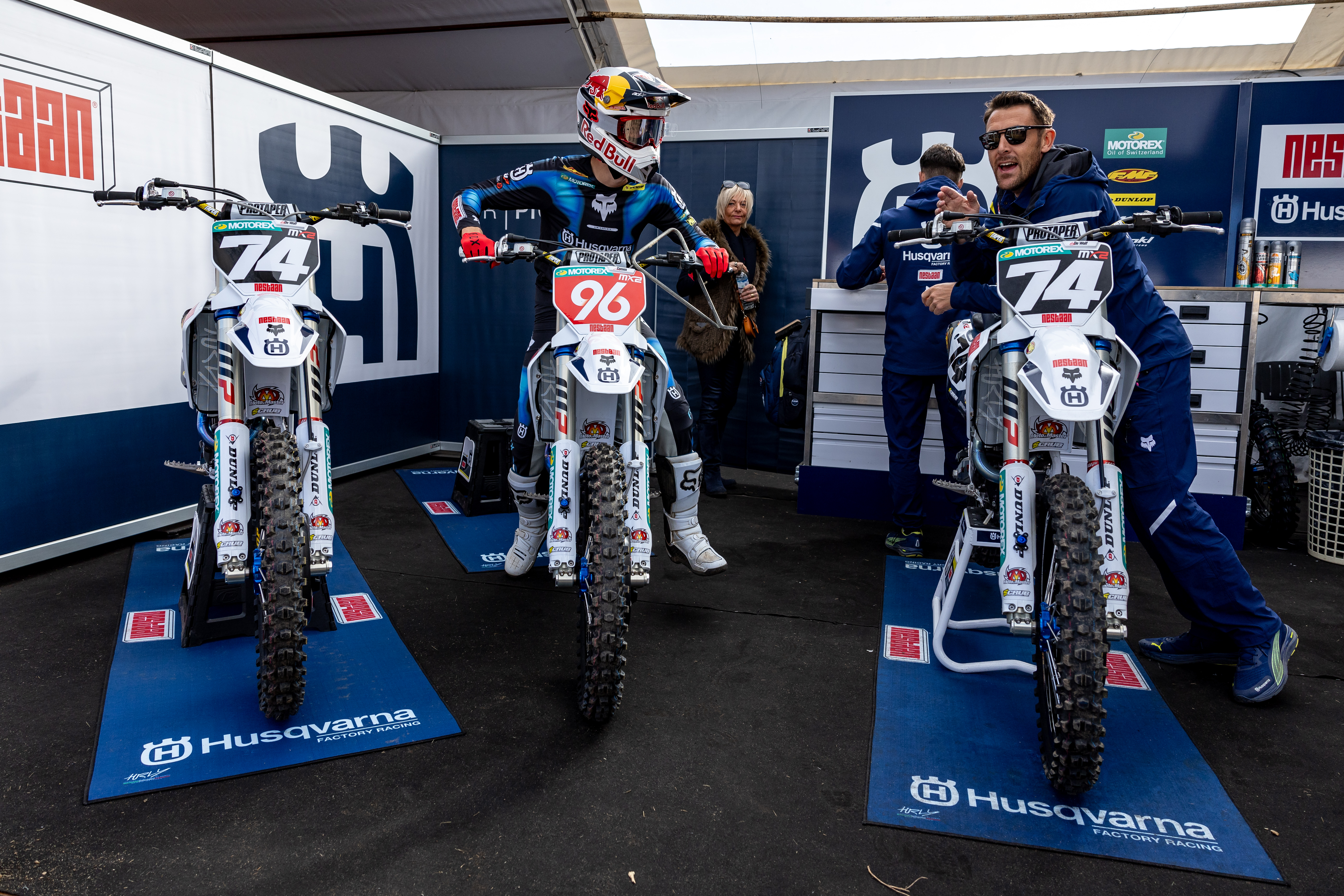 Nestaan Husqvarna Factory Racing holt MX2 Podiumsplätze