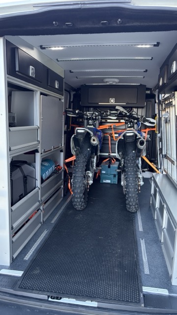 Dlouhy - Innenraum Umbau - Red Bull Erzbergrodeo - Crafter