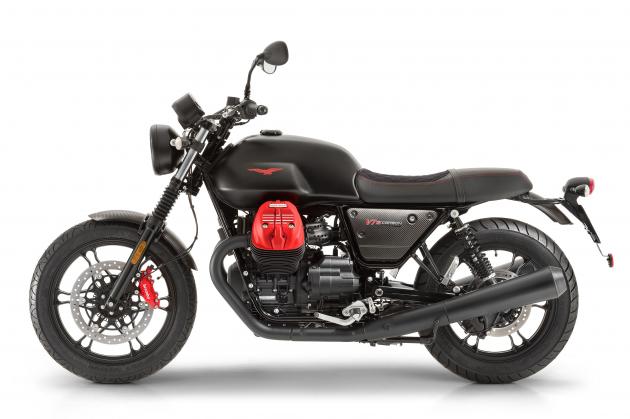 03_Moto_Guzzi_V7_III_Carbon.jpg