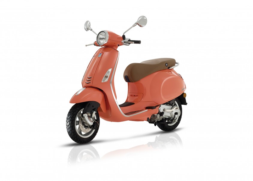 05_vespa_primavera_koralle.jpg