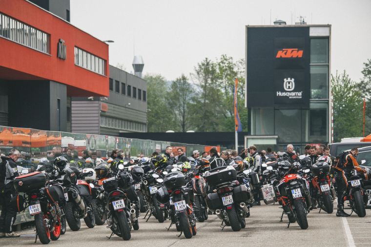 KTM