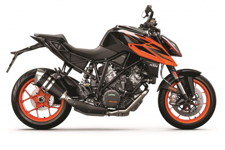 KTM%201290%20SUPER%20DUKE%20R%20MY19%20Black-Orange_.jpg