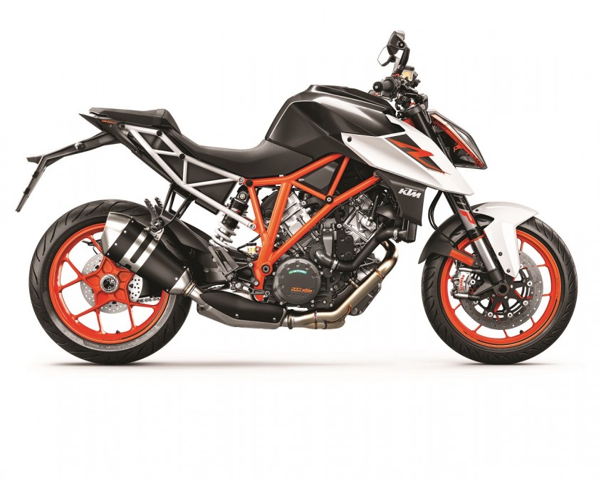 ktm_1290_super_duke_r_my17_orange_90_ri.jpg