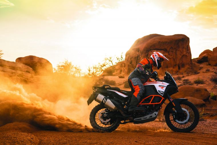 KTM%201290%20SUPER%20ADVENTURE%20R.jpg