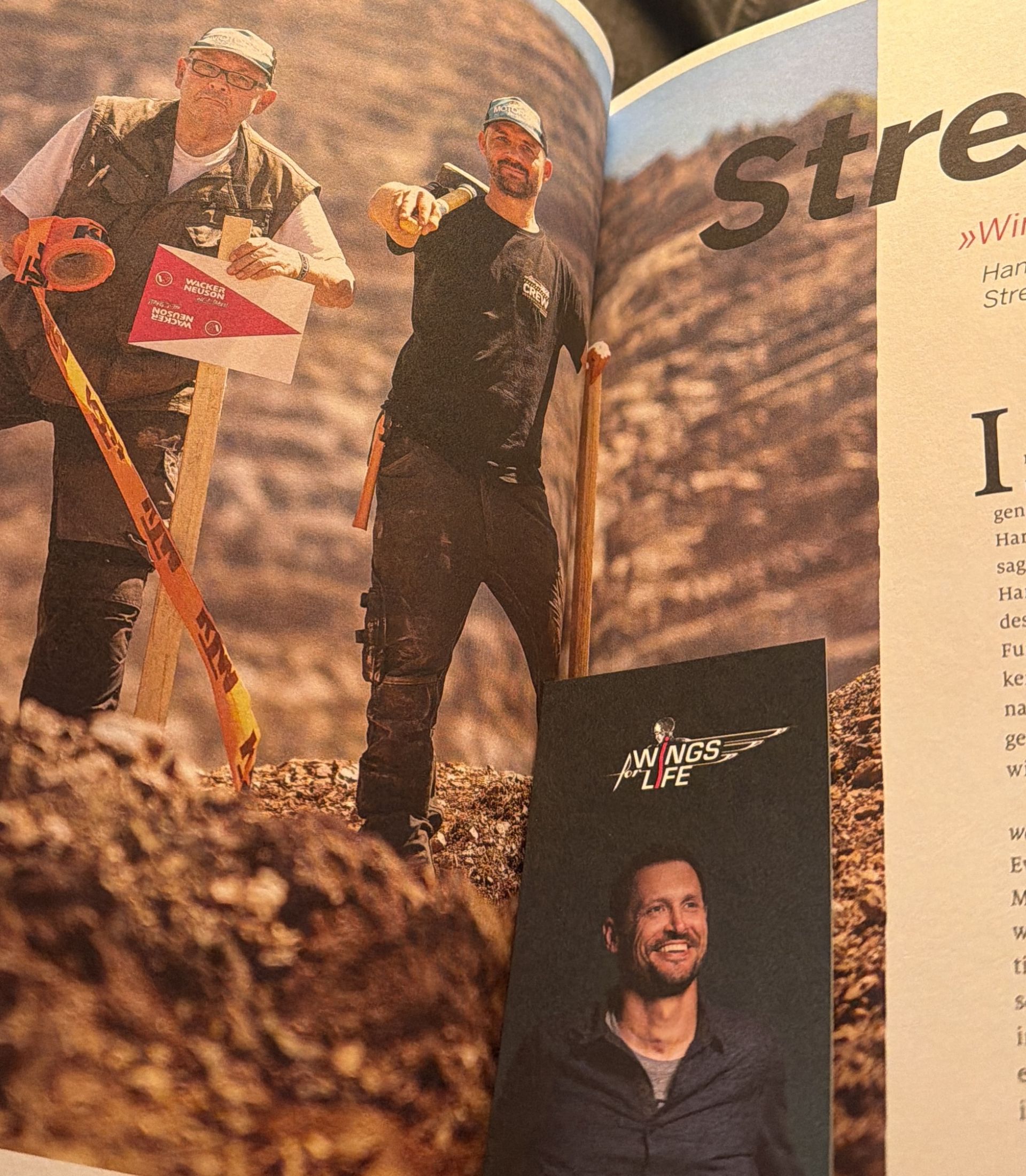 Red Bull Erzbergrodeo Buch mit Wings for Life Lesezeichen