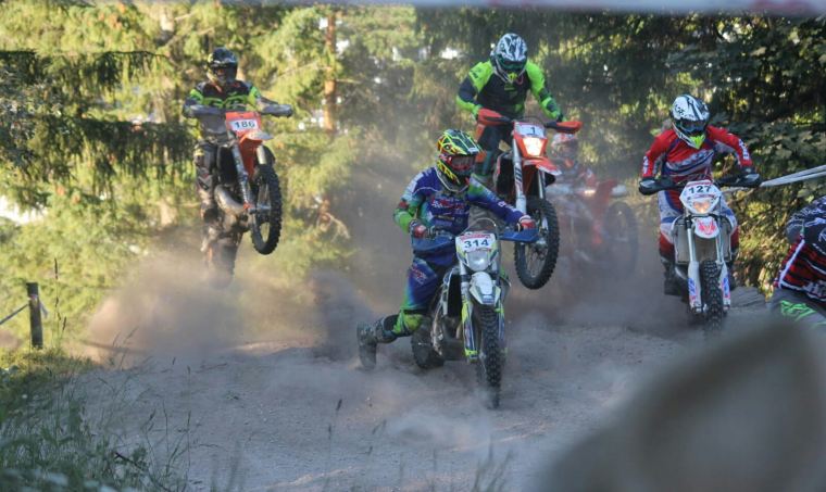 Petra Muigg Sieg: Hot - Mountain Enduro in Rohr am Gebirge