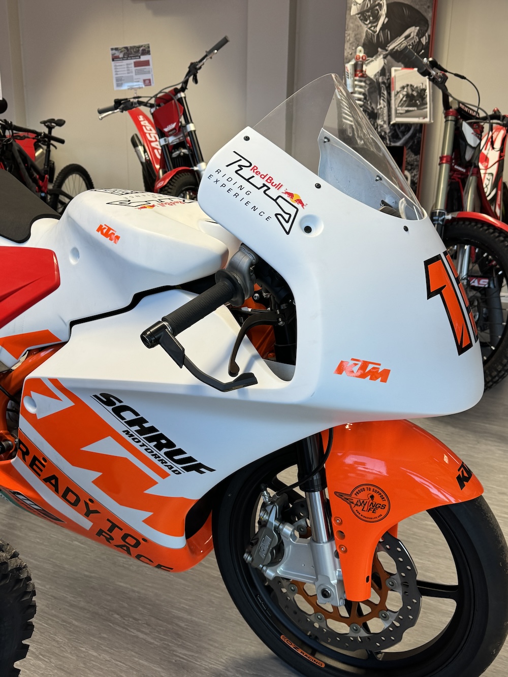 Schruf Motorrad - KTM RC4 R Cup 