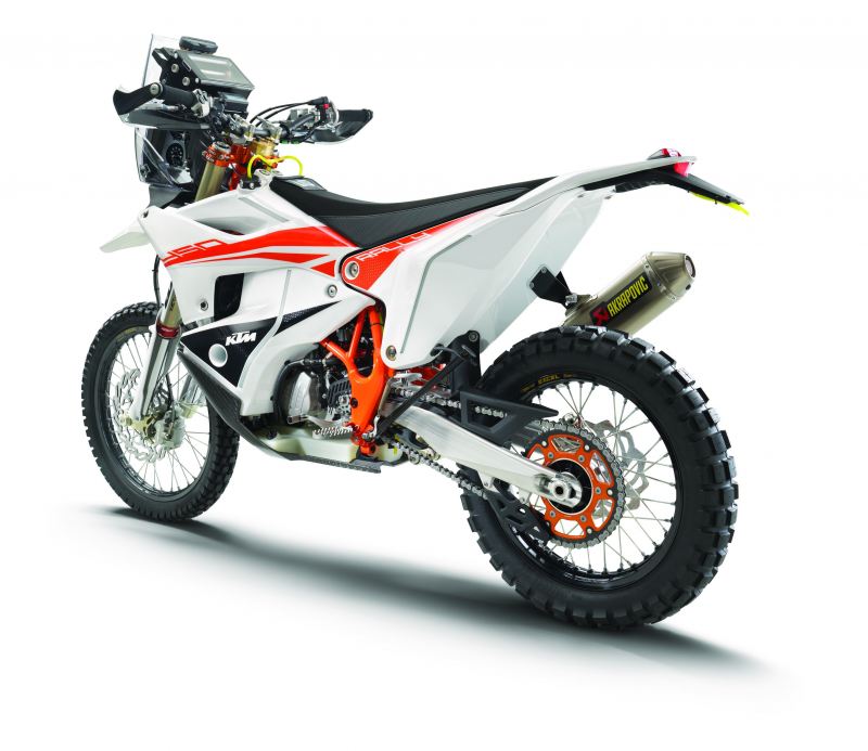 03_KTM%20450%20RALLY%20REPLICA%20MY2019_left%20rear.jpg