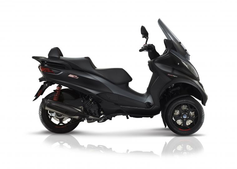 06_Piaggio_MP3_500_Sport.jpg