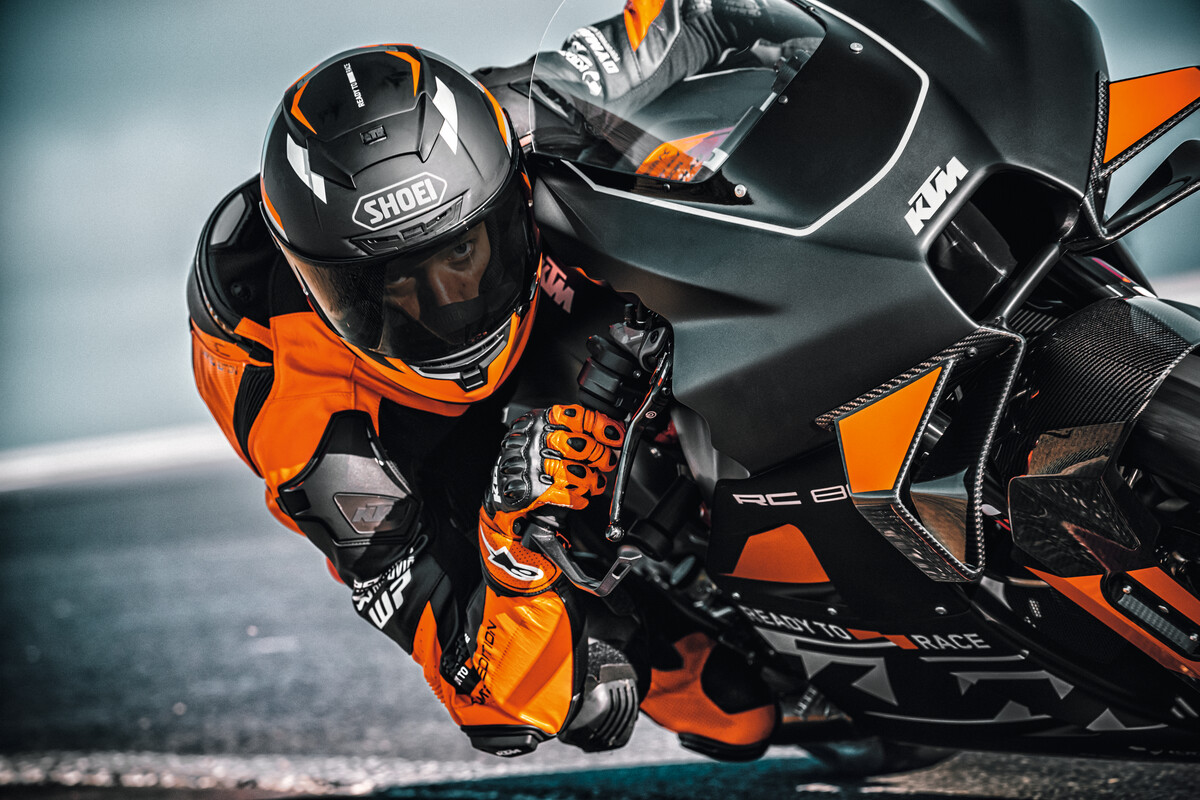 KTM: Die KTM RC 8C des Modelljahres 2023 !