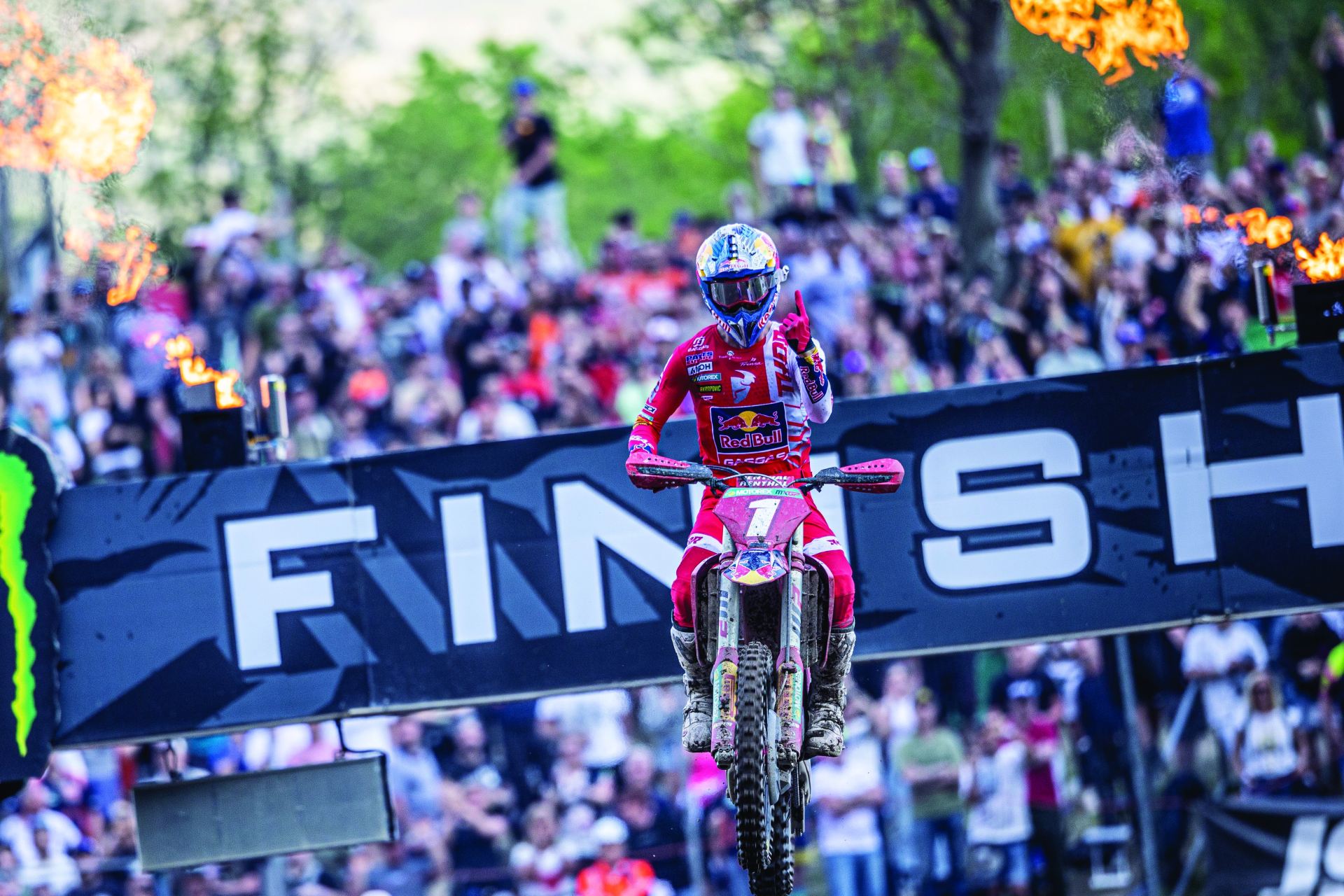 RED BULL GAS GAS Factory Racing triumphiert in Trentino