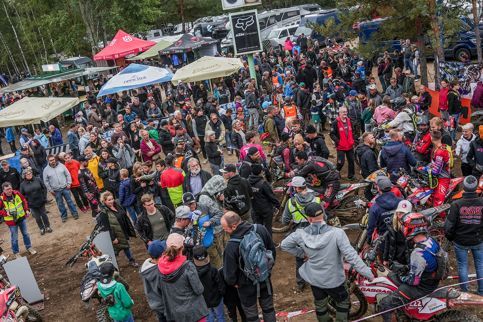 Dowatek Hard Enduro - Routiniers schlagen zurück !