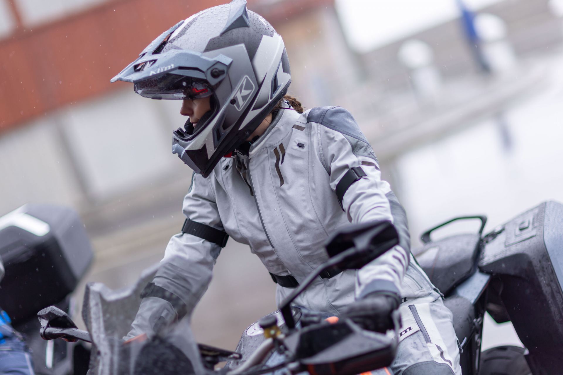 KLIM Motorradbekleidung: By Women for Women