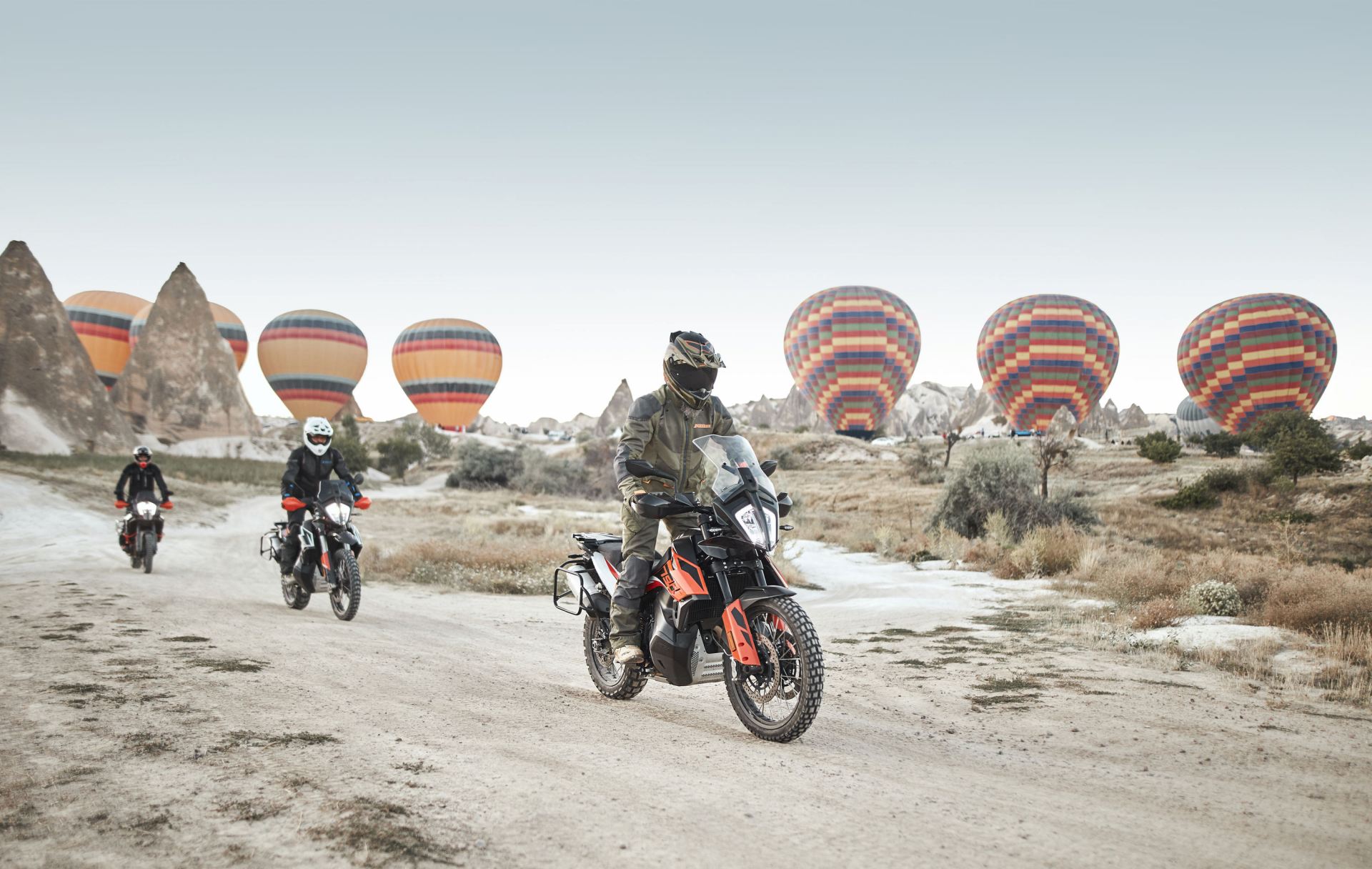 KLIM Motorradbekleidung: Cool Adventures!