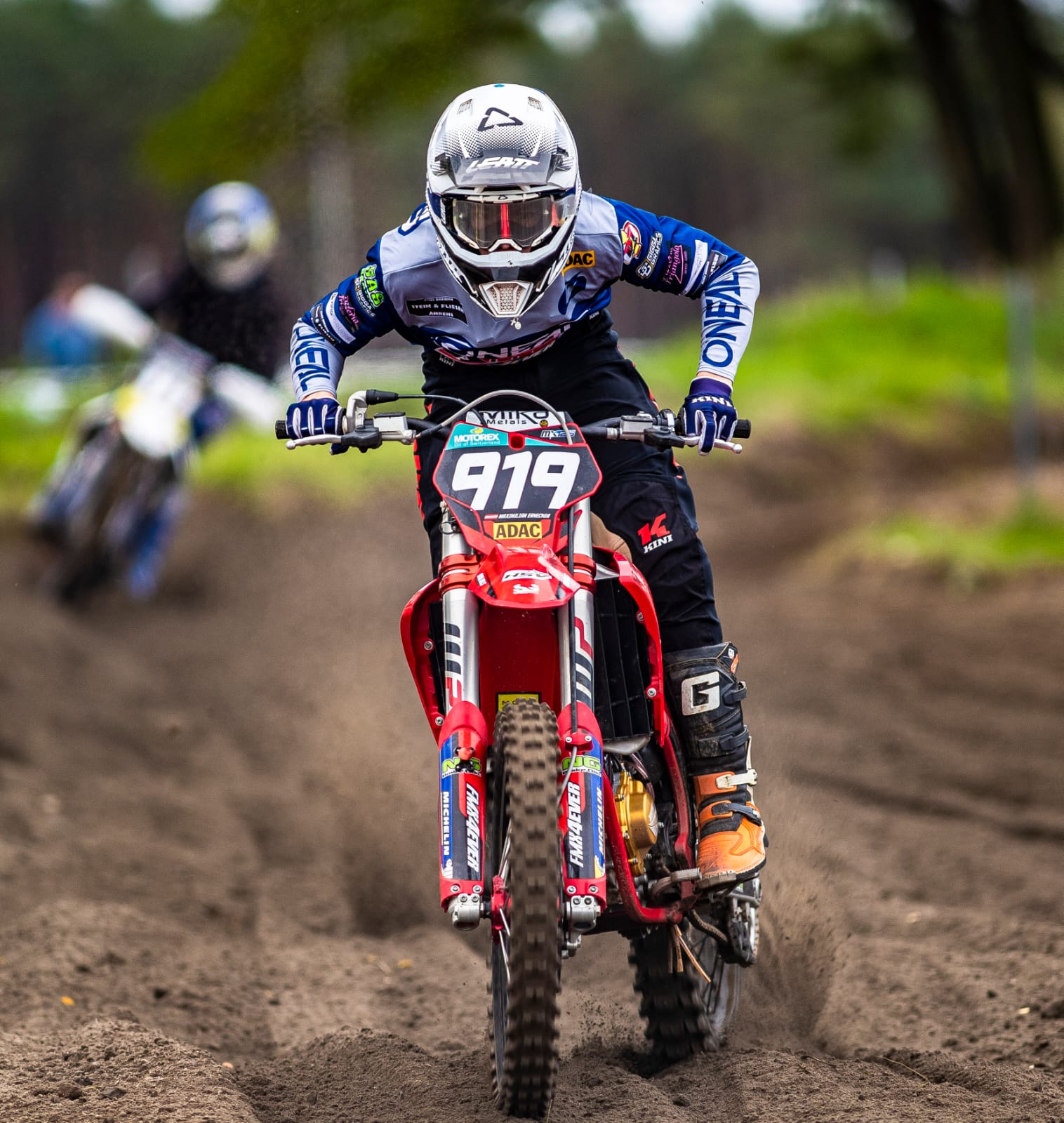 Maximilian Ernecker:  Unter den Top 7 bei den ADAC MX Junior Cup 125er Saison !