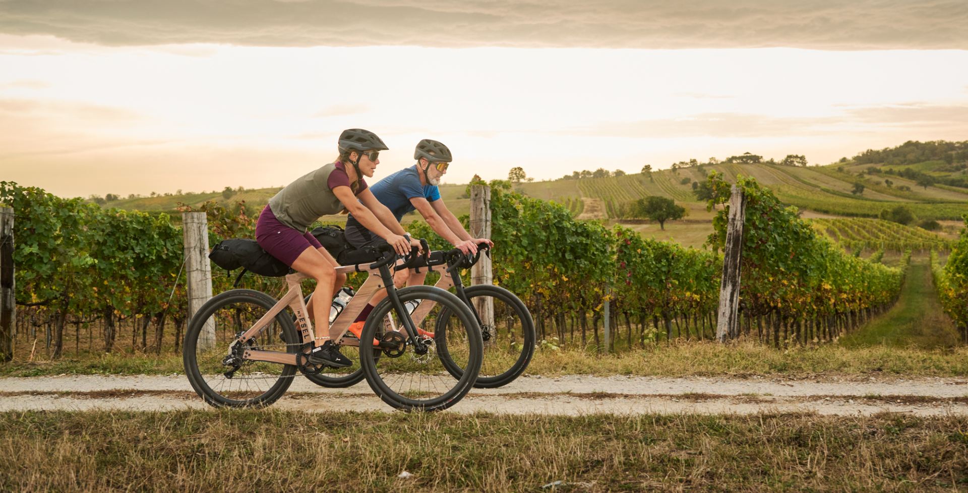 My Esel präsentiert bahnbrechendes E-Gravelbike aus Holz