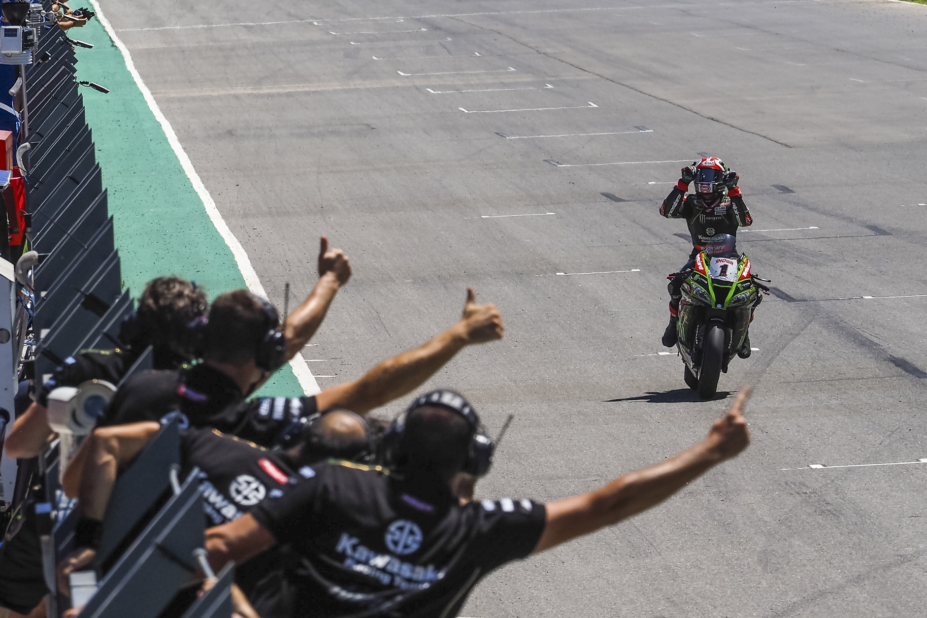 ServusTV- Das Superbike Finale in Estoril