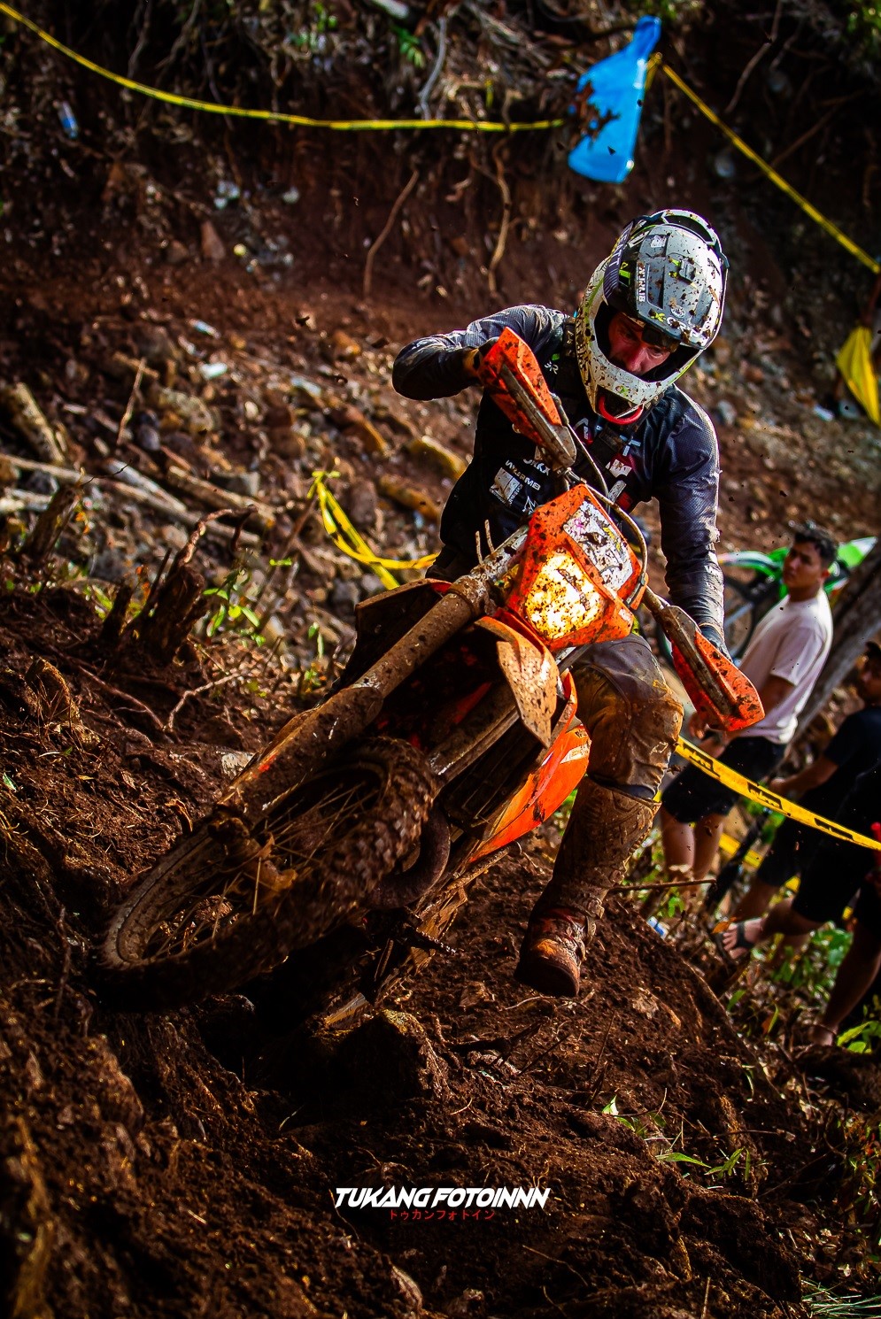 UNCLE Hard Enduro auf Borneo !