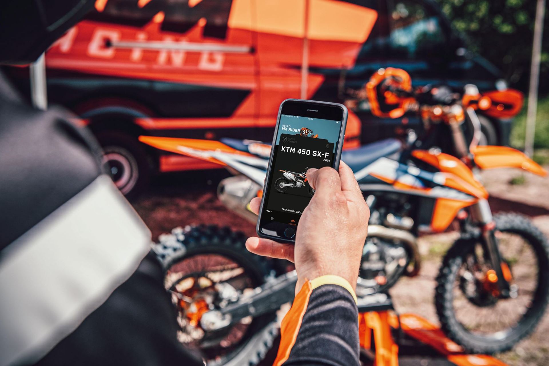 KTM-Neuheit: MYKTM-APP & Connectivity Unit für KTM SX-F Modell