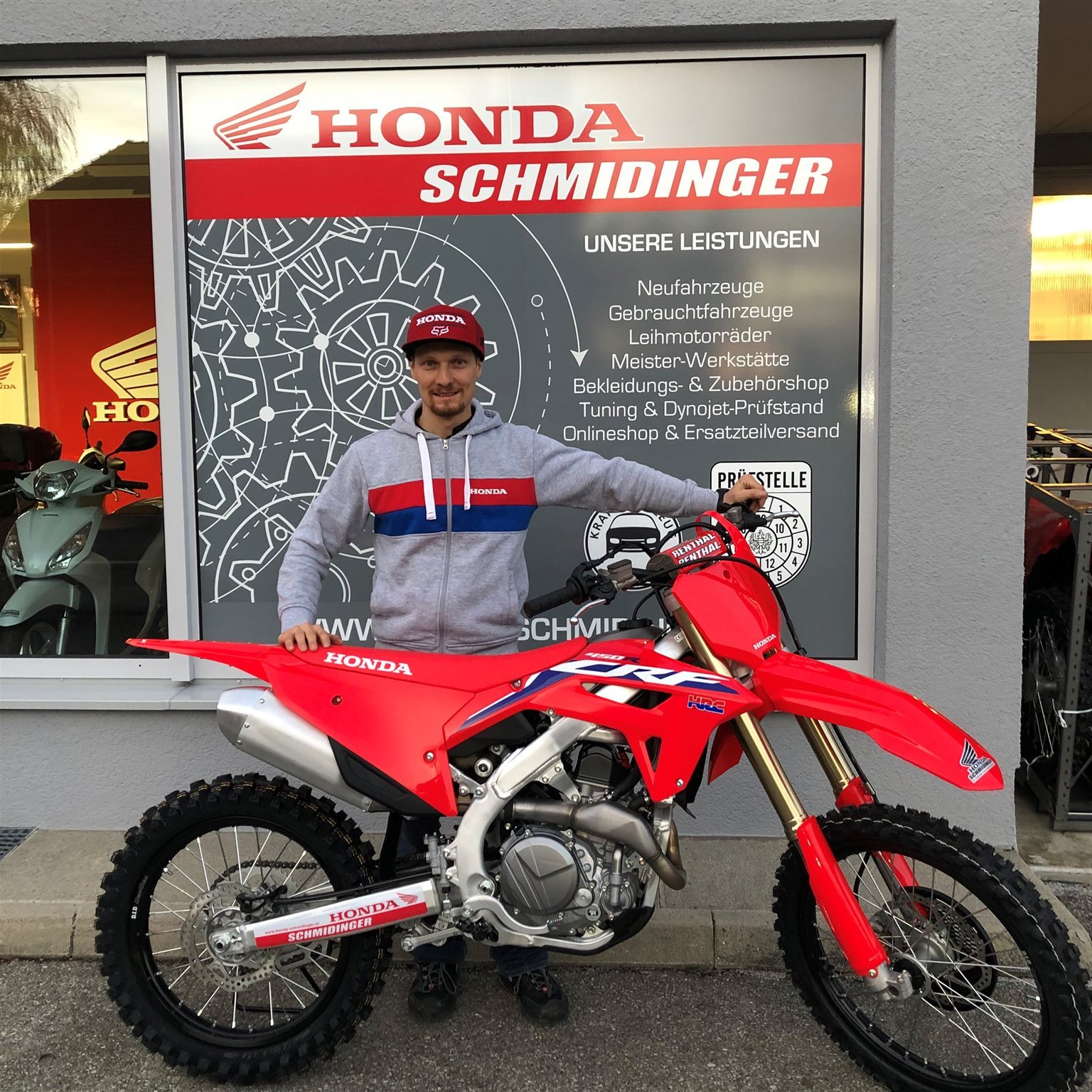 Honda Schmidinger:  CRF 450R 2021 eingetroffen !!