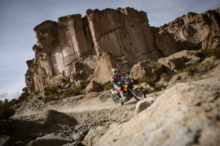 matthias_walkner_ktm_450_rally_etappe_4_1_dakar_2016_c_marcelo_maragni_red_bull_content_pool.jpg