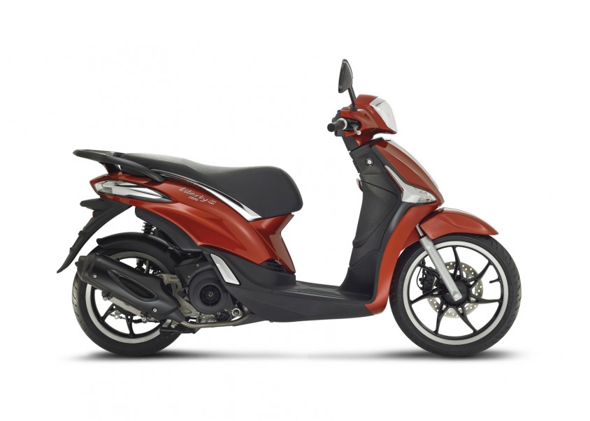 12_piaggio_new_liberty_125ie_abs_rosso.jpg