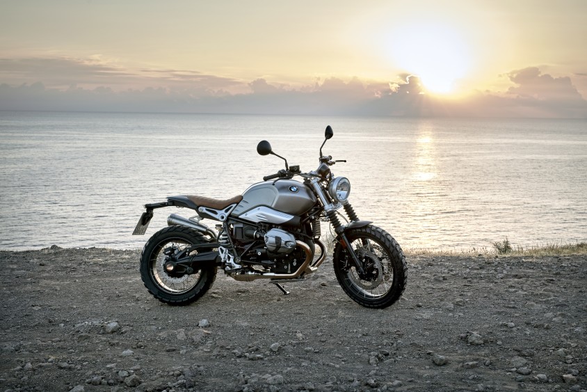 p90203121_highres_the-new-bmw-r-ninet-.jpg