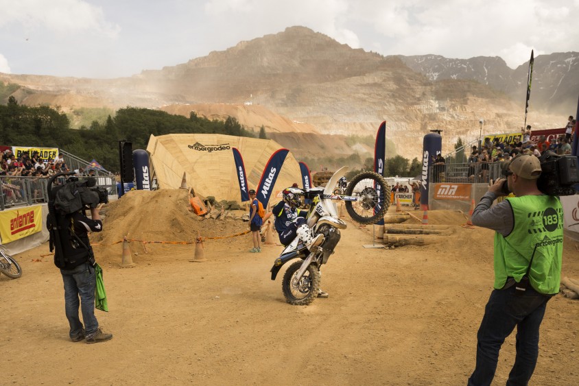 ebrxx3_actionzonecerzbergrodeo.jpg