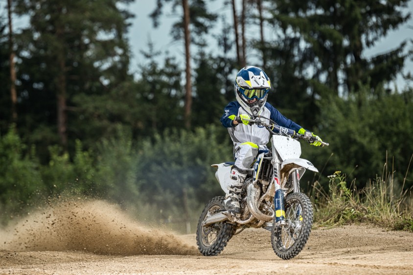 husqvarna_my17_tc_65_action.jpg