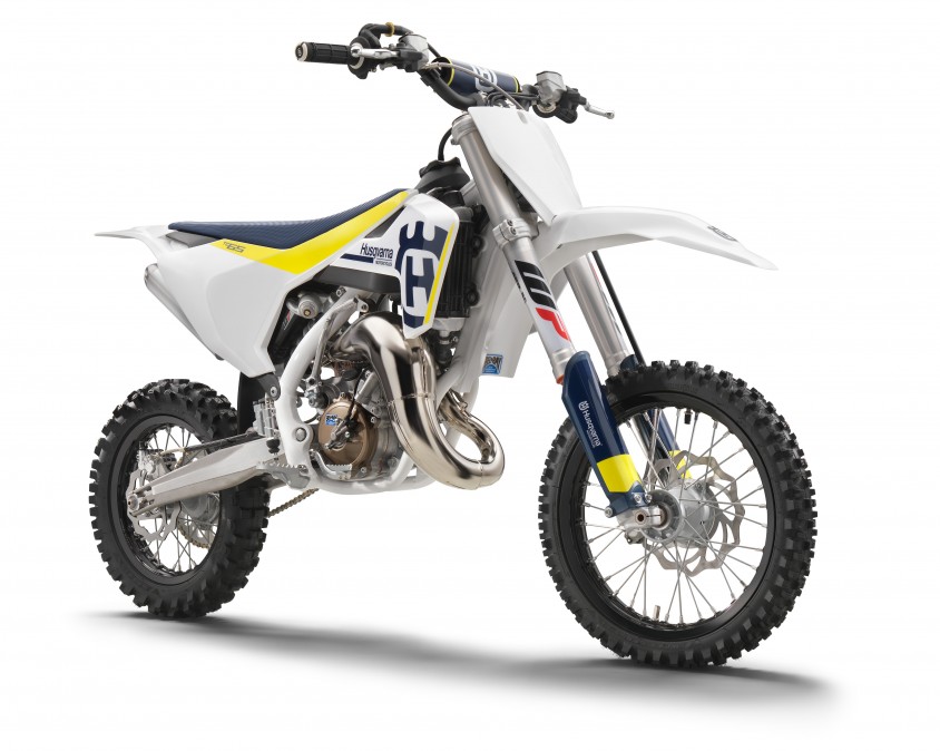 husqvarna_my17_tc_65_front_right.jpg