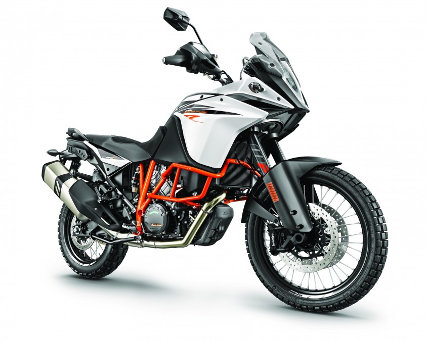 ktm_1090_adventure_r_my2017_ri_front.jpg