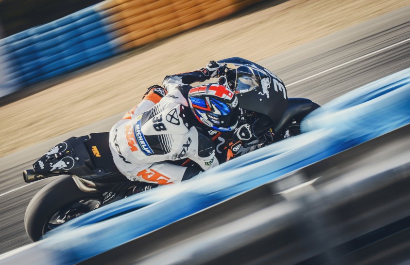 bradley_smith_ktm_rc16_jerez_2016-1.jpg