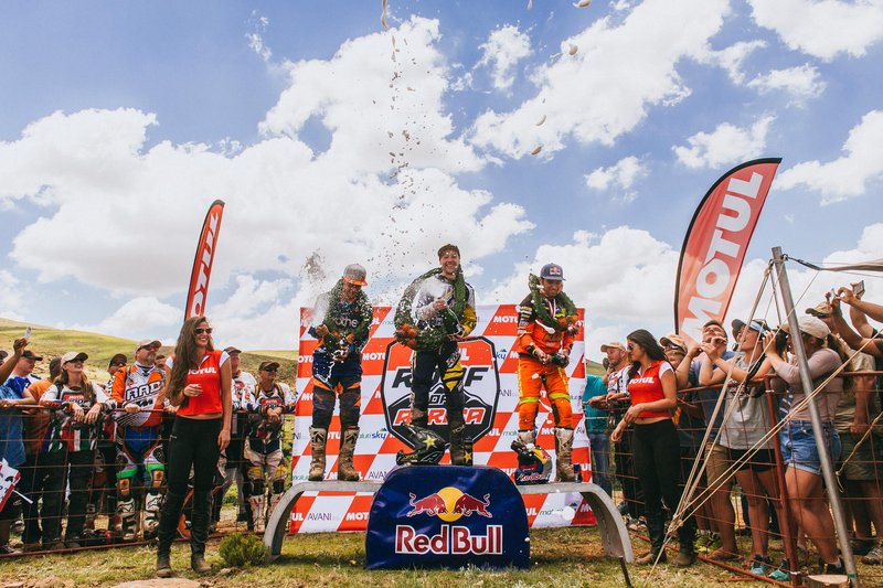 the-roof-of-africa-2016-hard-enduro-podium-finishers-celebrate_0.jpg